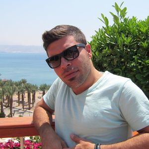 Meet your Posher, Liran